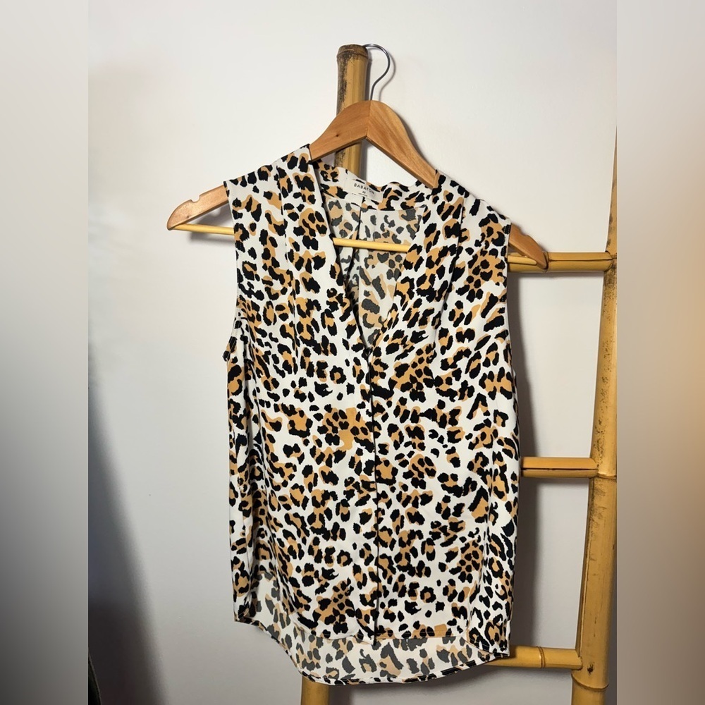 (3 For $20) Aritzia Babaton Blouse - Size XS
